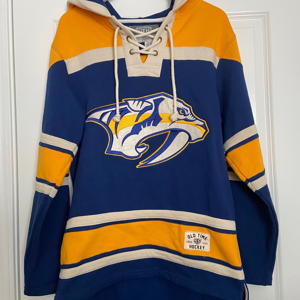 OLD TIME HOCKEY Nashville Preds Pullover
